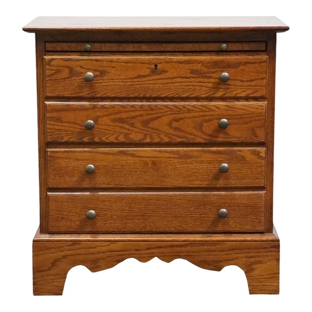 Thomasville Furniture East Hampton Collection Solid Oak Early American 27" Nightstand 26811-810 For Sale