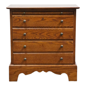 Thomasville Furniture East Hampton Collection Solid Oak Early American 27" Nightstand 26811-810