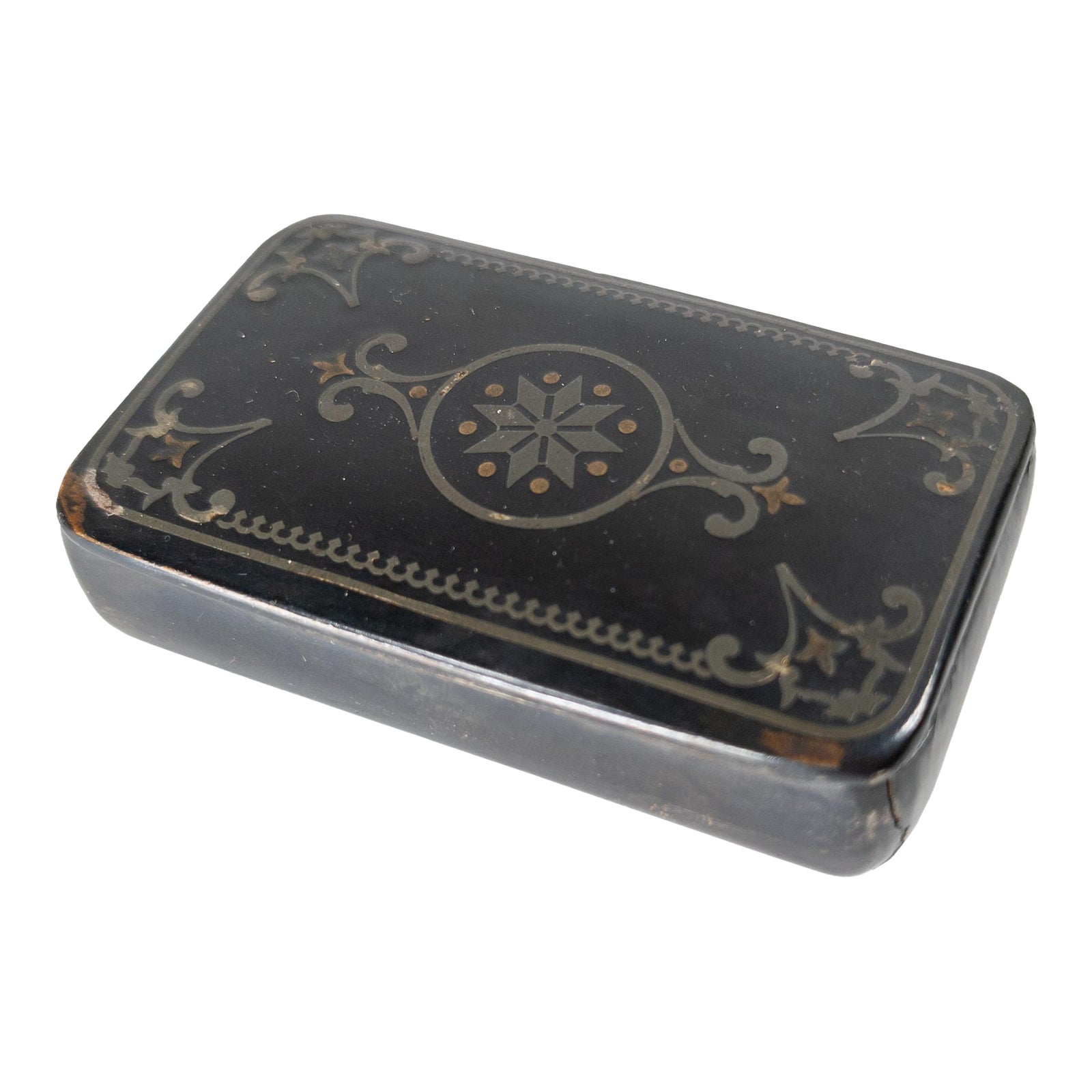 tobacco lacquer File:Tobacco smoker's box, Japan, 19th century, black lacquer, silver and gold on wood, metal - stasiatiska museet, Stockholm - DSC09180.JPG Traditional finishes made simple Light Tobacco Brown Nitrocellulose Guitar