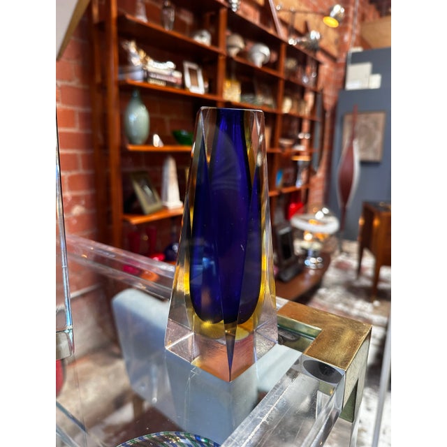 Small Decorative Italian Murano Vase by Mandruzzato 1960 For Sale In Los Angeles - Image 6 of 6