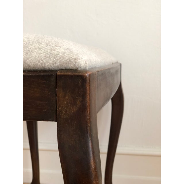 Brown Antique Louis XV Style Entryway Bench – Dutch, Early 20th Century For Sale - Image 8 of 12