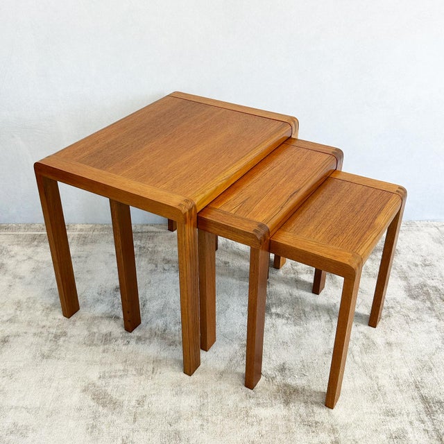 Mid-Century Modern Teak Nesting Tables attributed to Salling Stolefabrik, 1960s, Set of 3 For Sale - Image 3 of 8