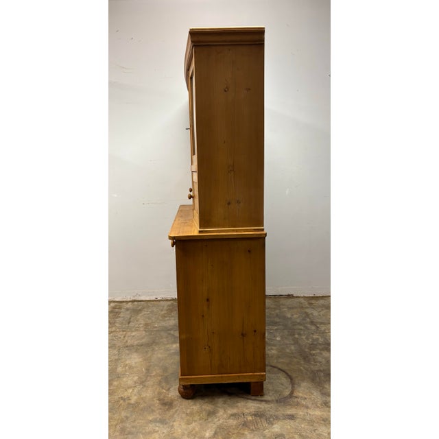 Early 20th Century Antique European Pine Cabinet With Glazed Top For Sale - Image 5 of 6