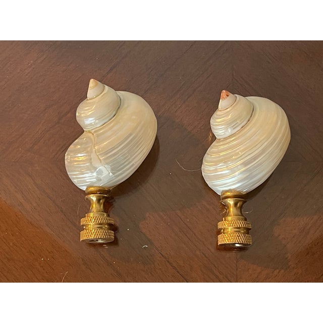 Shabby Chic 1970s Mother of Pearl Tyrbo Sea Shells Lamp Finials - a Pair For Sale - Image 3 of 3