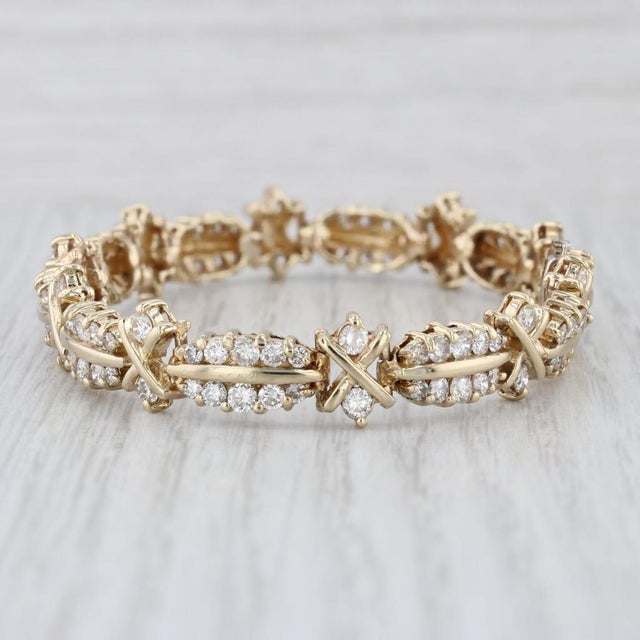 Modern 5.90ctw Diamond Tennis Bracelet 14k Yellow Gold 7" 9.8mm For Sale - Image 3 of 8
