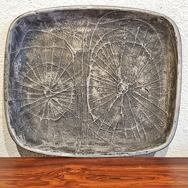 Silver Abstract Sand-Cast Aluminum Platter by Donald Drumm For Sale - Image 8 of 8
