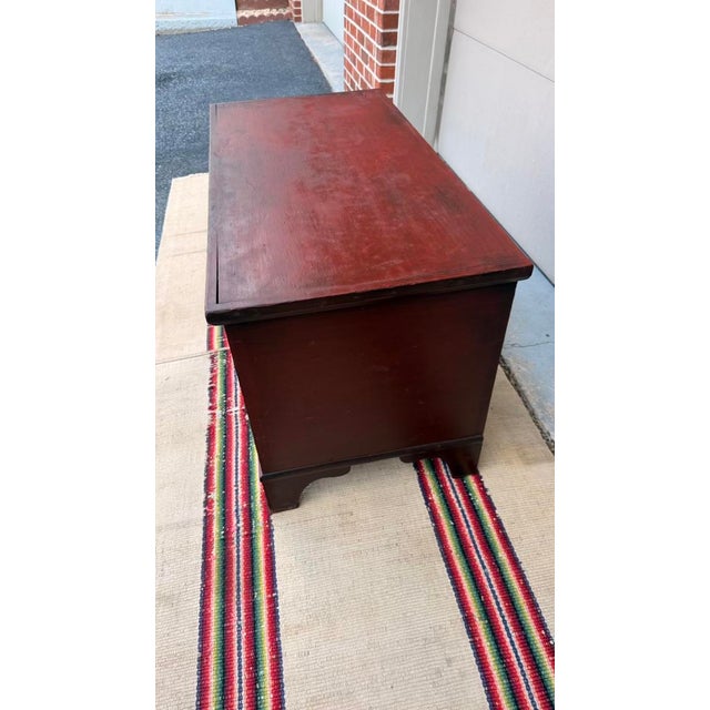Early 19th Century Antique Pennsylvania Red Painted Blanket Chest, Circa 1830s For Sale - Image 5 of 13