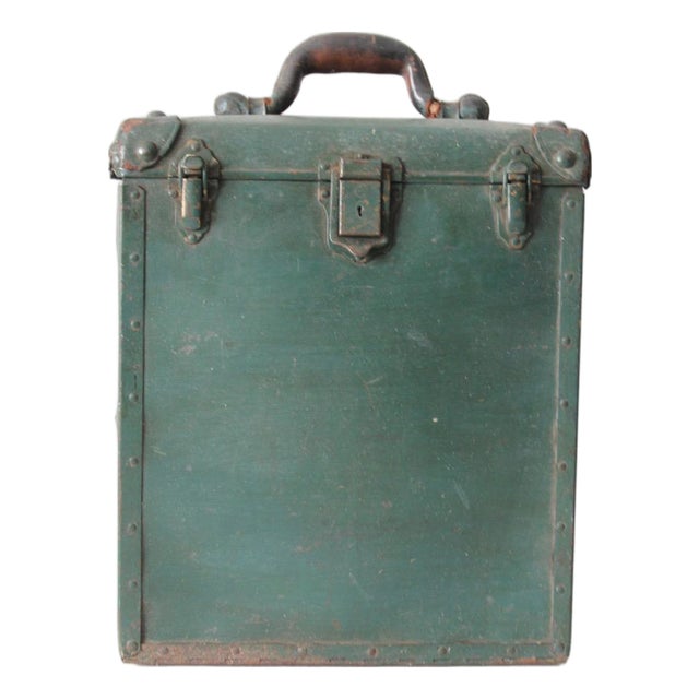 Antique Industriel Utility Tool Box For Sale