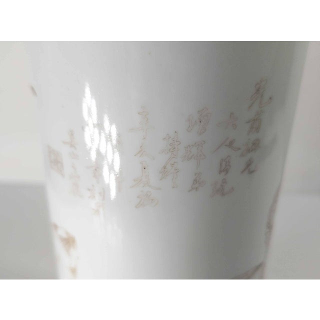 20th Century Chinese Late Qing or Republic Period Porcelain Hat Stand With Kezi Decoration For Sale - Image 9 of 17