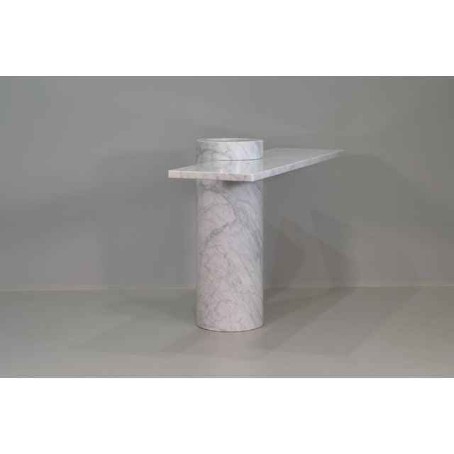 Angelo Mangiarotti Console Table in White Carrara Marble by Angelo Mangiarotti for Skipper Loico Collection, 1980 For Sale - Image 4 of 16
