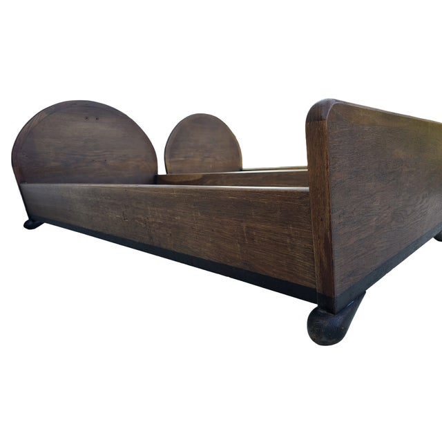 Rare pair of Amsterdamse School twin beds attributed to Willem Penaat for Metz & Co., Amsterdam, dating from the 1920s....