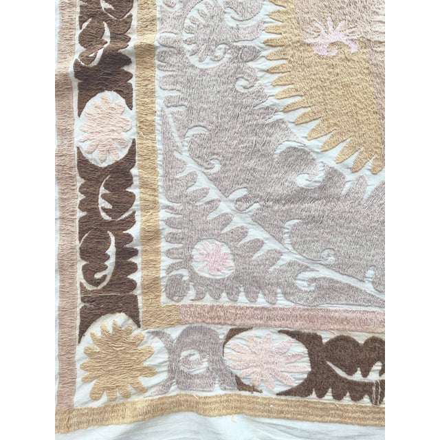 Mid-Century Modern Suzani Tablecloth - Neutral Tan Uzbek Tablecloth For Sale - Image 3 of 7