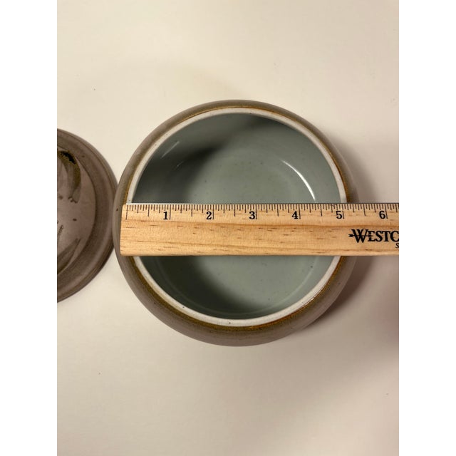 Ceramic 1970s Vintage Thompson Signed Hand Painted Ceramic Trinket Box With Lid For Sale - Image 7 of 9