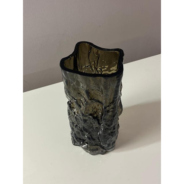 Bark Vase in Grey Glass by Margit Brandt For Sale - Image 4 of 11