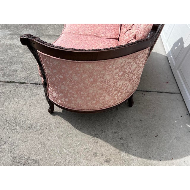 Mid 20th Century Vintage Victorian Carved Walnut Tufted Loveseat in Blush Jacquard For Sale - Image 5 of 8