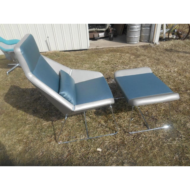 Arcadia Nios Lounge Chair With Ottoman For Sale - Image 4 of 6