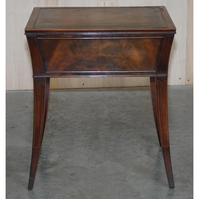 Victorian Mahogany Curved Single Drawer Side End Lamp Table with Brown Leather Top For Sale - Image 10 of 18
