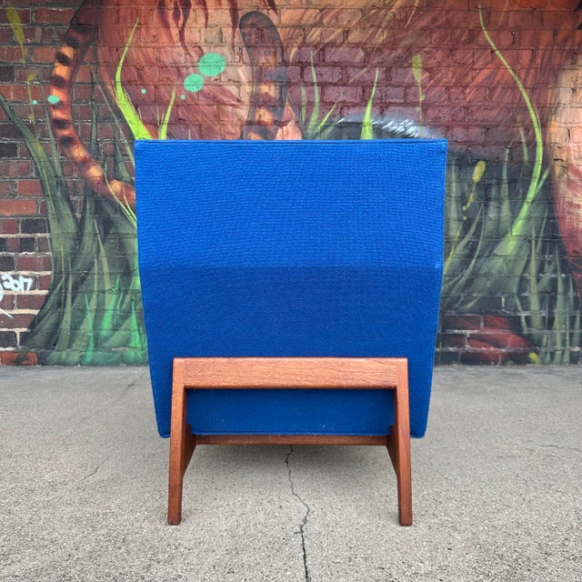 Mid 20th Century Jens Risom Easy Chair Walnut Lounge Chair Mid-Century Modern For Sale - Image 5 of 12