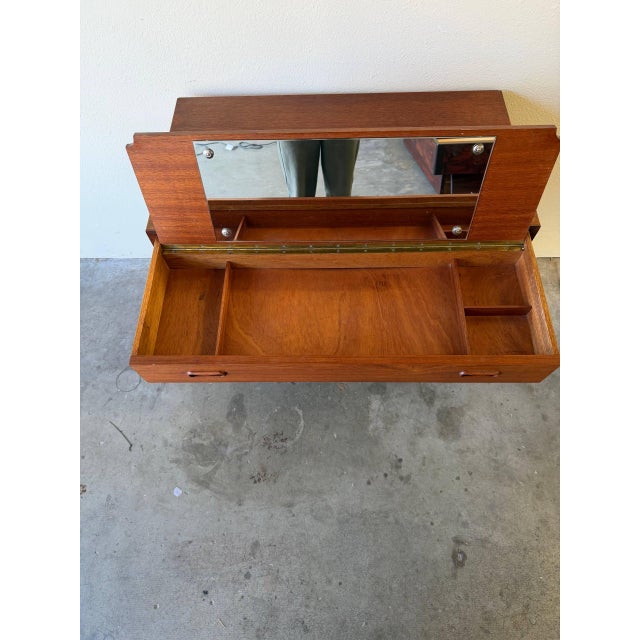 1960s Vintage Danish Teak Dressing Table Dresser – Mid Century Modern Vanity 1960s For Sale - Image 5 of 10