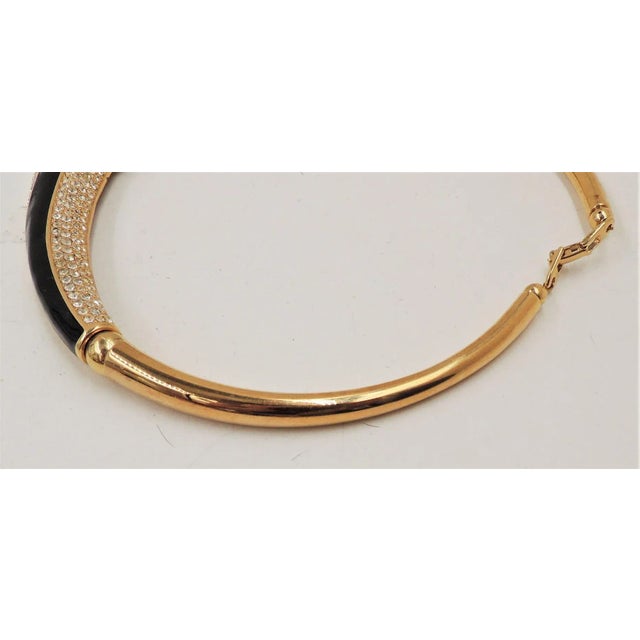 Vintage Signed Napier Book Piece Enamel & Swarovski Rhinestone V Collar Necklace For Sale In Philadelphia - Image 6 of 12