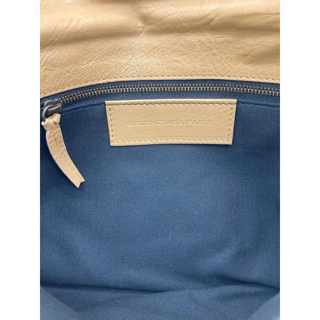 Balenciaga Tan Leather City Envelope Clutch with Mirror For Sale - Image 10 of 12