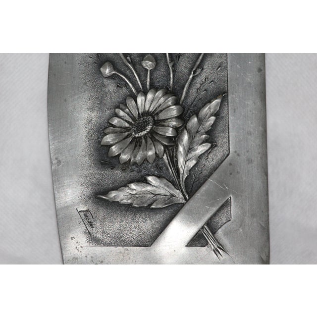 Silver Jewelry Box with Daisy Decor, 1930s For Sale - Image 4 of 18