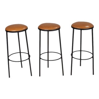 1960s Mid-Century Modern Black Iron Frame Round Bar Stools - Set of 3 For Sale