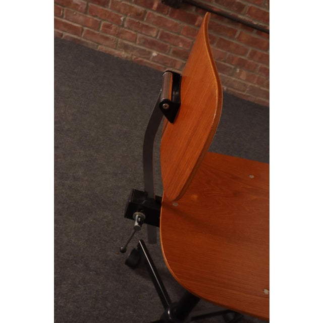 Danish Modern Kevi Swiveling Task Chair in Teak by Jorgen Rasmussen for Rabami For Sale - Image 14 of 18