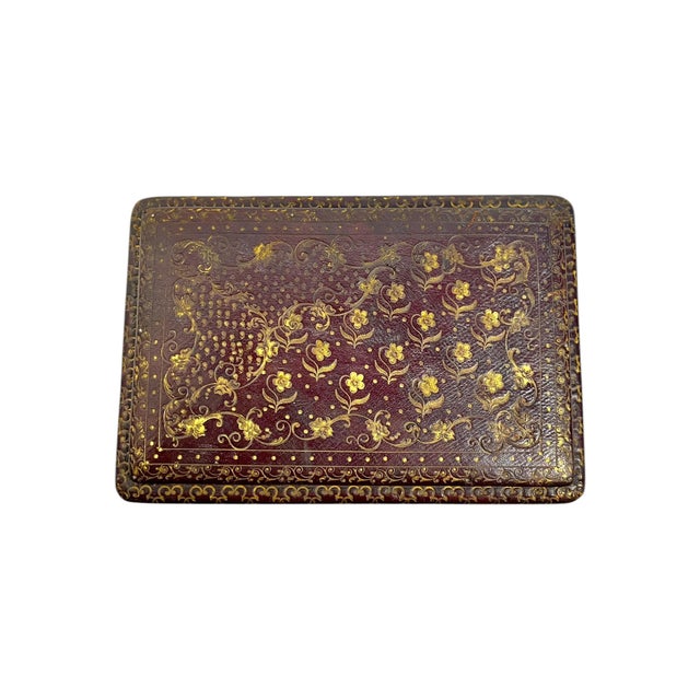 19th Century French Napoleon III Hand-Tooled Gilt Leather Box For Sale - Image 10 of 16