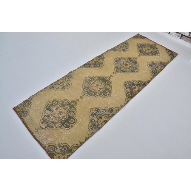 1960s Biege Turkish Ethnic Rug For Sale - Image 4 of 10