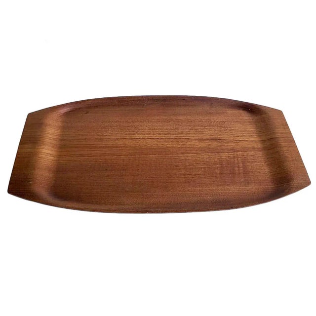 Offered is a molded Teak on plywood oblong tray made by Åry Nybro for Fanérprodukter from Sweden . Perfect on a console, a...