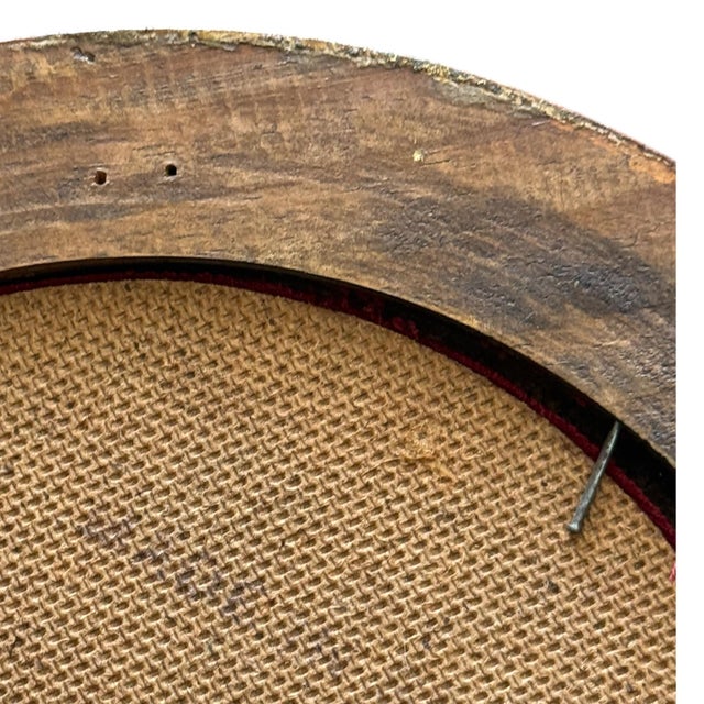 1960s 1960s Italian Framed Bronze Classical Medallion Wall Plaque in Giltwood Round Frame, 9” Diameter For Sale - Image 5 of 7