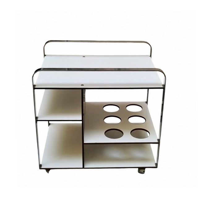 Mid-Century Modern Chrome and White Laminate Serving Trolley, Italy, 1970s For Sale - Image 3 of 8