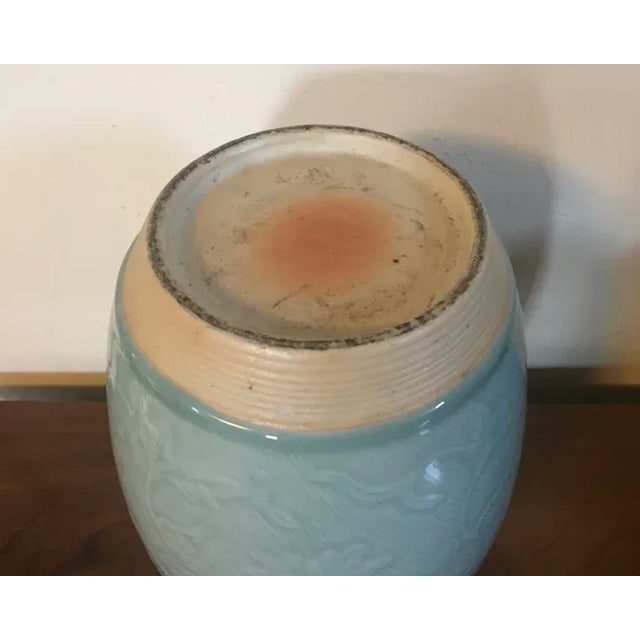 Antique 19th Century Chinese Celadon Porcelain Vase For Sale In New York - Image 6 of 13
