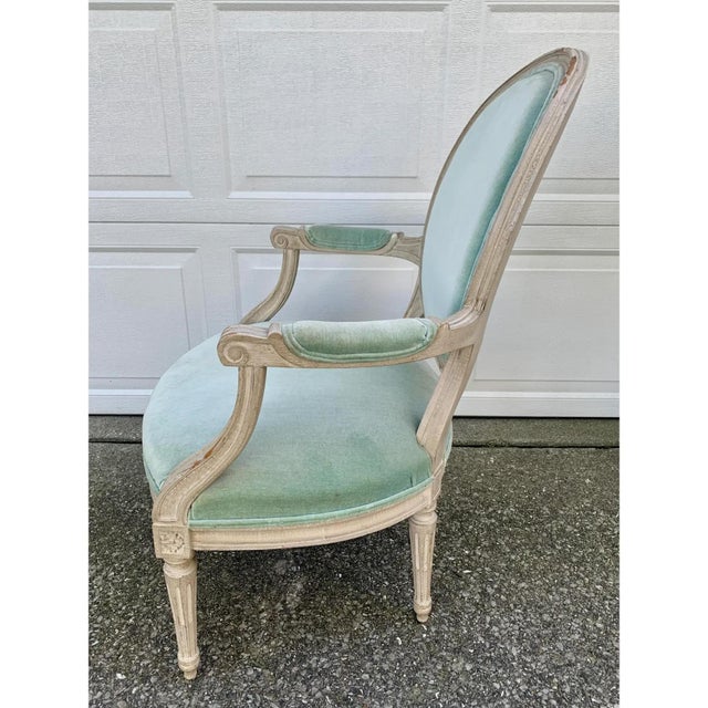 Wood A French Country Classic | Louis XVI Fauteuil in Soft Celadon Velvet For Sale - Image 7 of 10