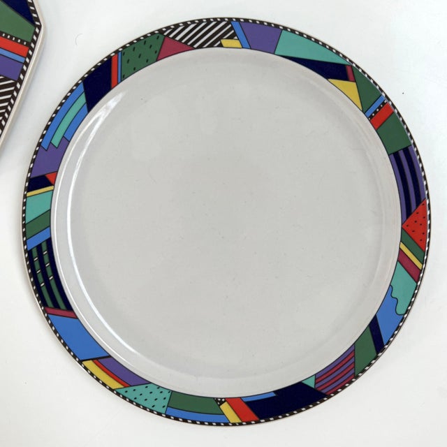 1990s Plates Metropol by Barbara Brenner for Rosenthal, 1990s, Set of 8 For Sale - Image 5 of 7