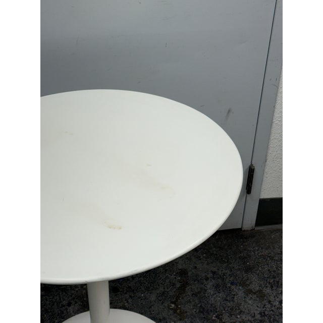 Eero Saarinen Eero Saarinen Style Tulip Side Table For Sale - Image 4 of 12