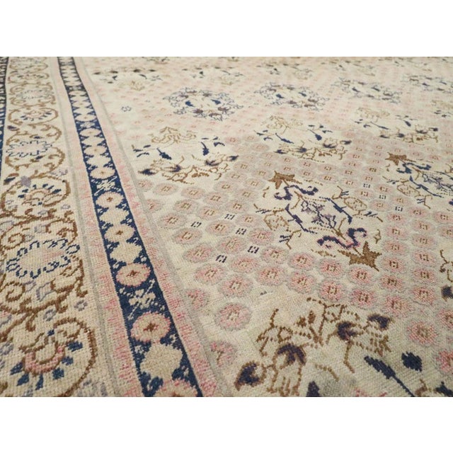 Galerie Shabab Collection Mid-20th Century Handmade Turkish Sivas Accent Rug For Sale In New York - Image 6 of 10