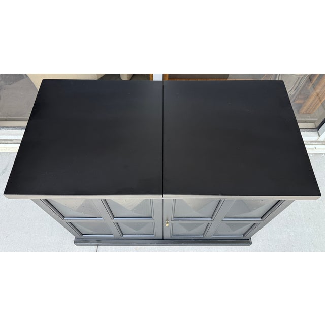 Henredon Custom Folio Three Collection Rolling Bar Cabinet For Sale In Miami - Image 6 of 11