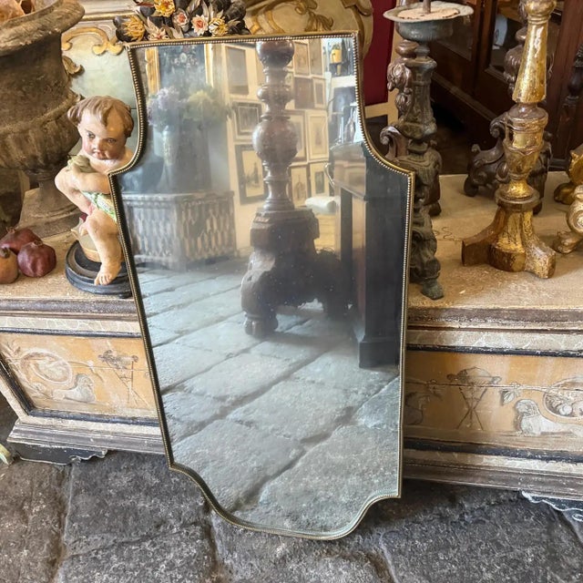 1960s 1960s Gio Ponti Style Mid-Century Modern Brass Shield Italian Wall Mirrror For Sale - Image 5 of 16