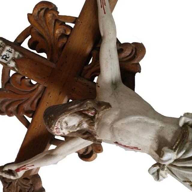 Early 19th century Italian hand-carved and polychromed wood crucifix sculptural school ''Cadore'' Measure cm: H 70, W 37, D 8