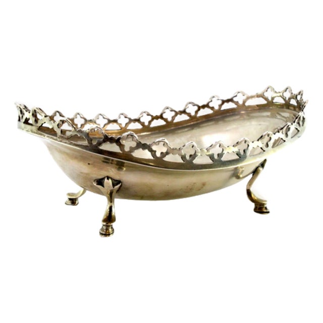 Silver Candy Box with Wire Rack and Horse-Shaped Feet For Sale