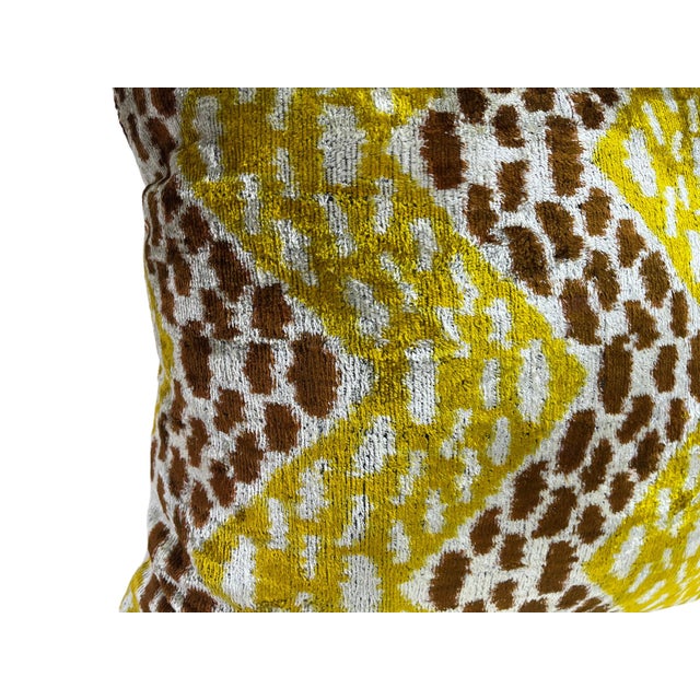 Handmade Velvet Silk IKAT cushion cover with Zigzag Speckled design and multicolor. It can be a perfect gift for new...