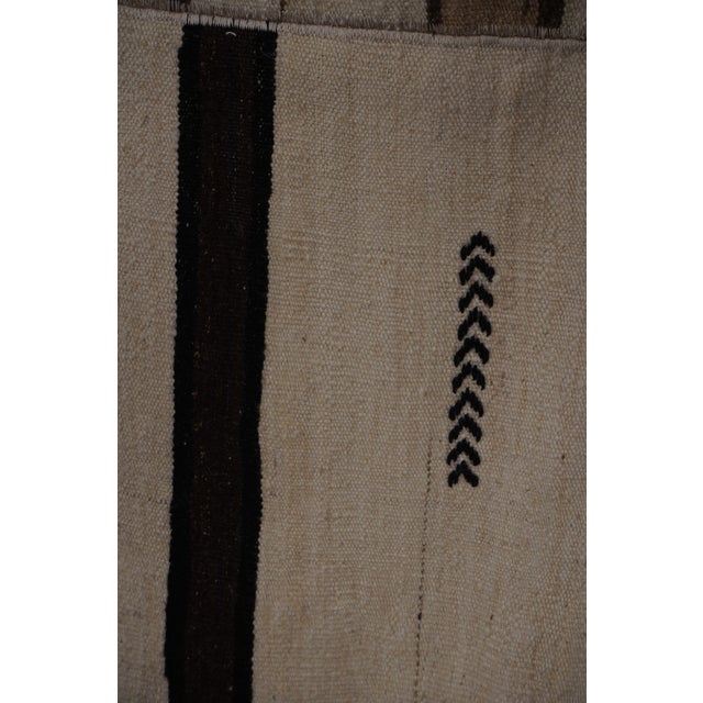 Decorative Oversized Turkish Kilim Rug 9'4'' X 12'6'' For Sale - Image 10 of 12