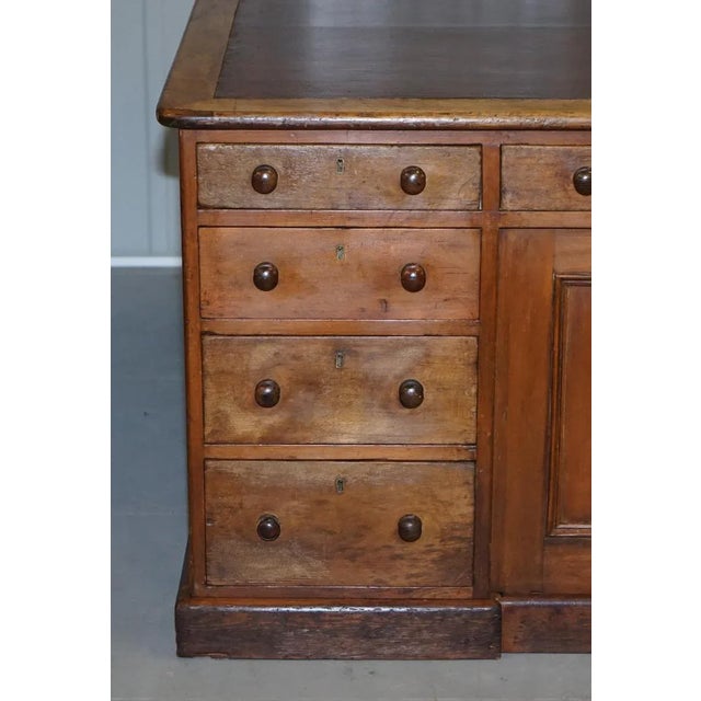 Antique Victorian English Double Sided Twin Pedestal Kneehole Desk in Oak with 18 Drawers For Sale - Image 11 of 18