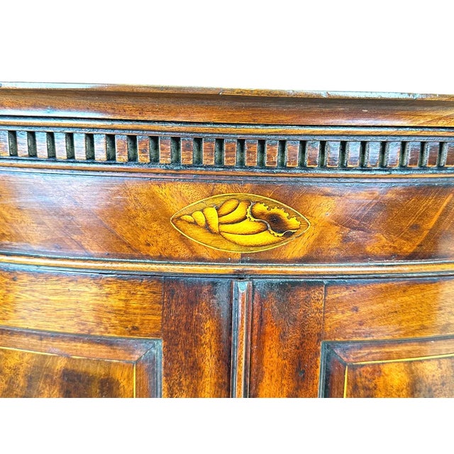 18th Century Mahogany Bow Corner Cupboard, 1790 For Sale - Image 4 of 12