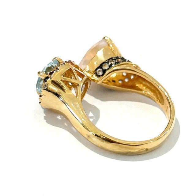 Bochic "Orient" Vintage Rose Quartz & Blue Topaz Ring Set In 18K Gold & Silver For Sale In New York - Image 6 of 18