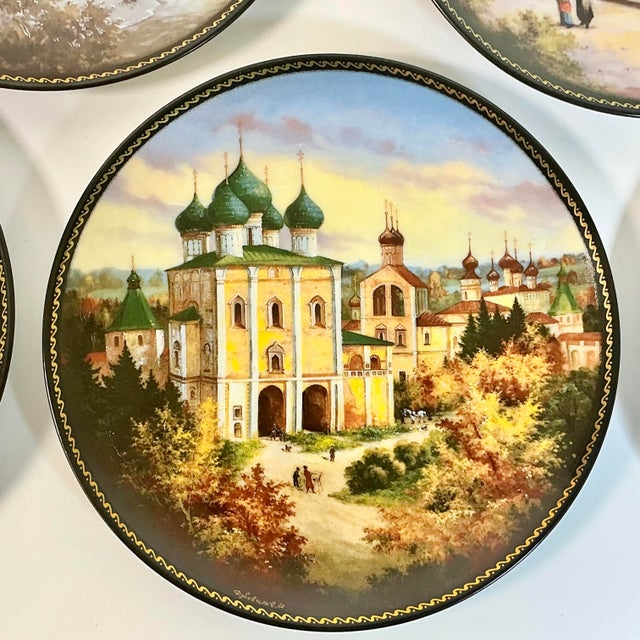 1991 Vintage Empire Russian Palace Landmark Plate Wall Installation - Set of 8. For Sale - Image 9 of 12