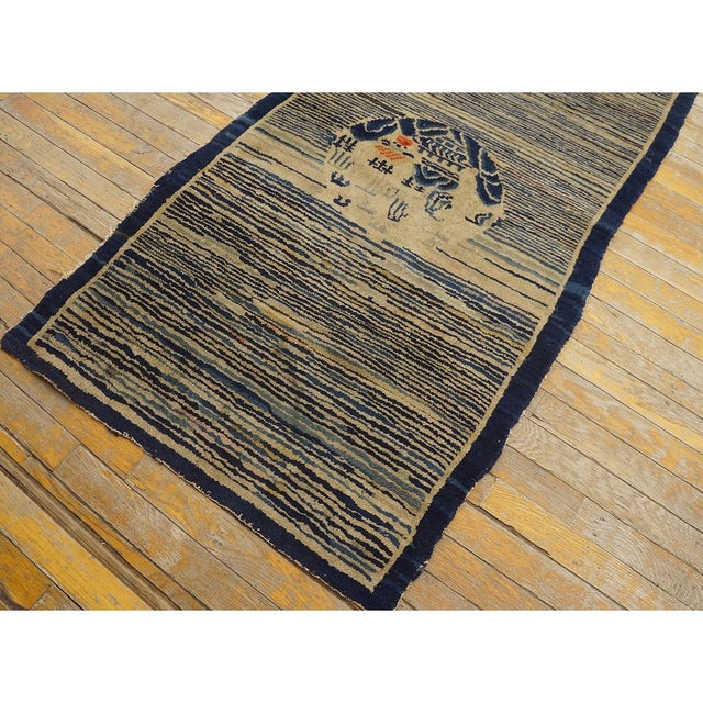 1920s 1920s Navy Stripe Medallion Antique Chinese Peking Knotted Wool Rug 2'7''x4' 8'' For Sale - Image 5 of 10