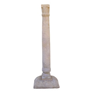Column in Sculpted White Marble For Sale